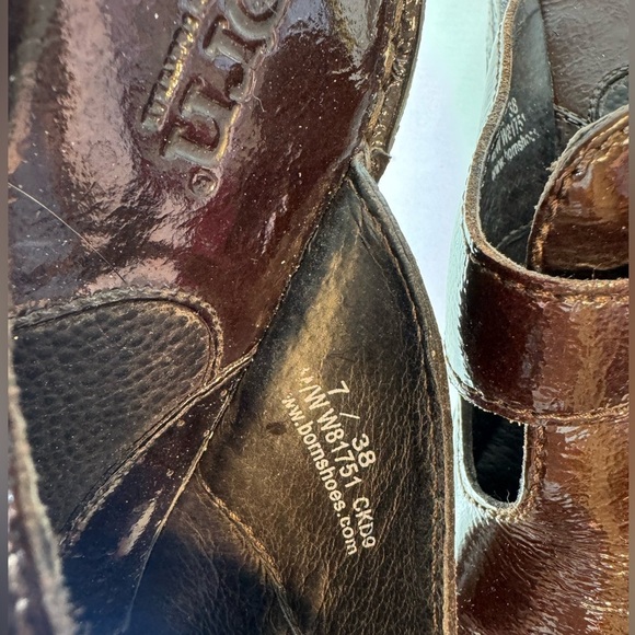 Born Della Women's Patent Leather Brown Mules Clogs T-Strap Buckle New Boho - Picture 5 of 9